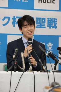 藤井聡太-1.jpg