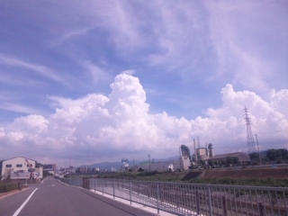 雲-1.jpg