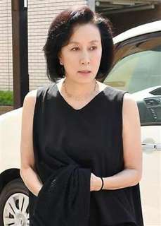 高畑淳子-1.jpg