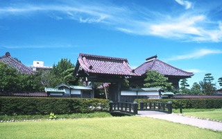 鶴岡市-致道館-1.jpg